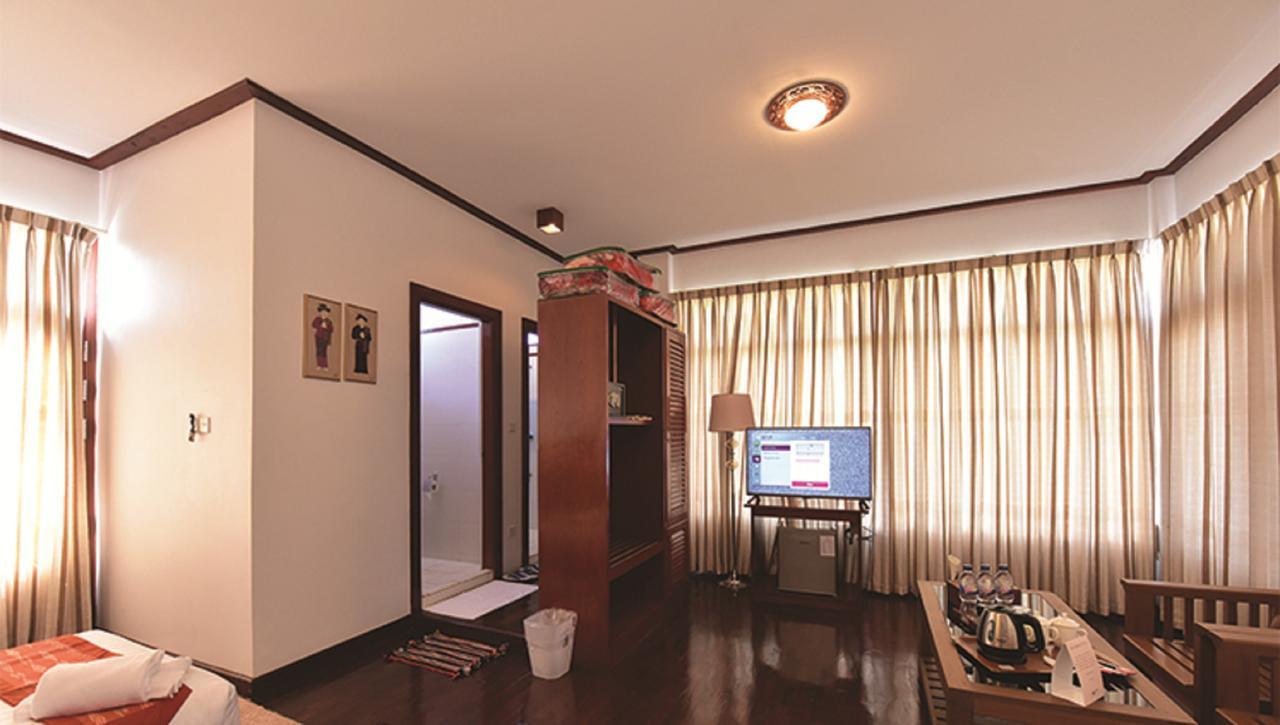 Hotel Maineli Nyaung Shwe Eksteriør bilde