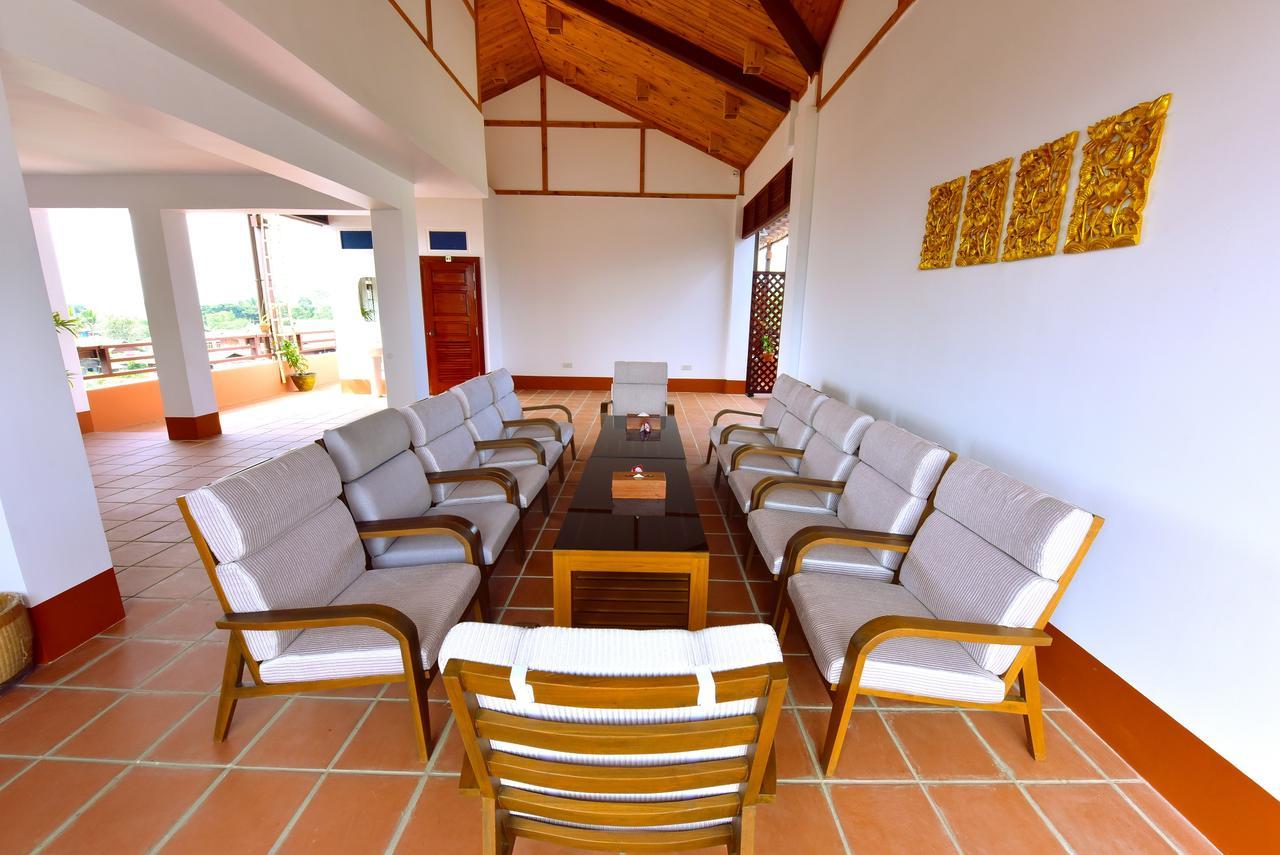 Hotel Maineli Nyaung Shwe Eksteriør bilde